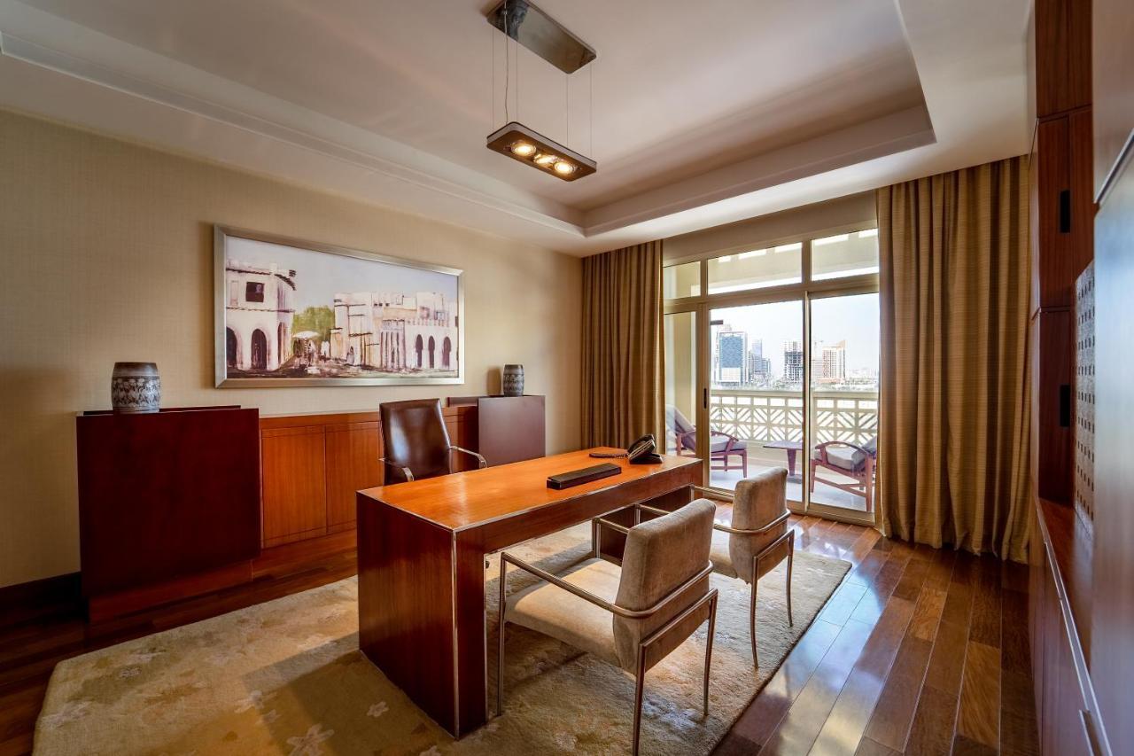 Grand Hyatt Doha Hotel & Villas Exterior foto Office in the Emirates Palace