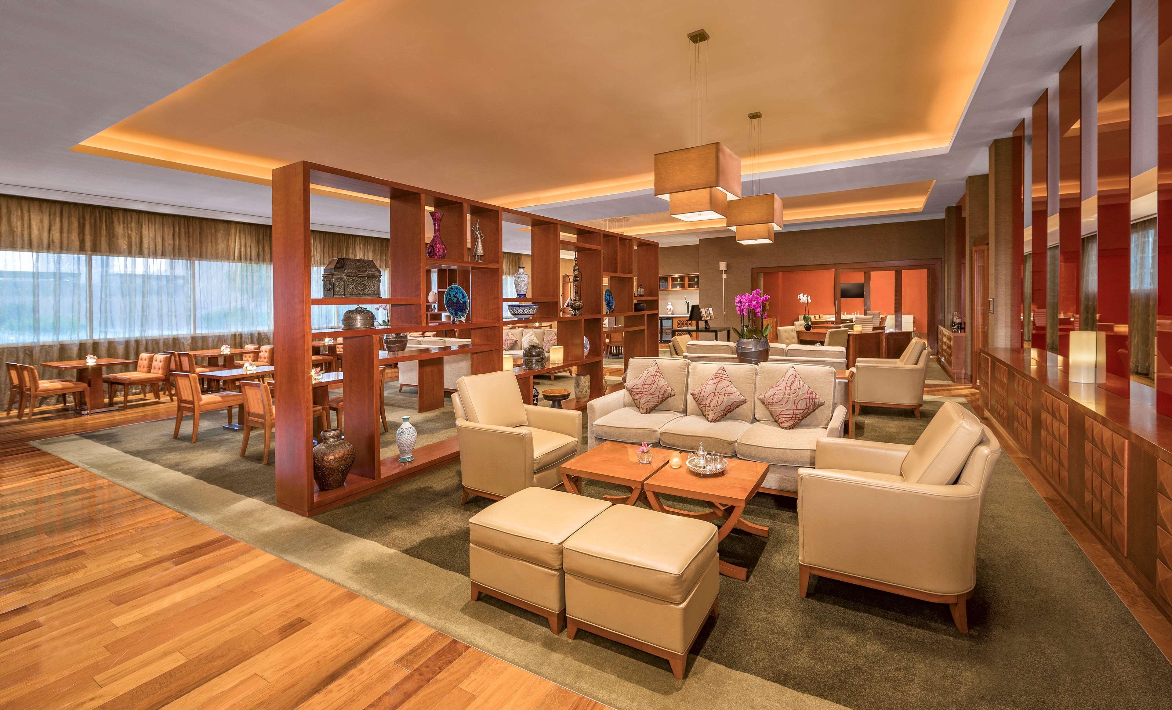 Grand Hyatt Doha Hotel & Villas Exterior foto The lounge at the airport